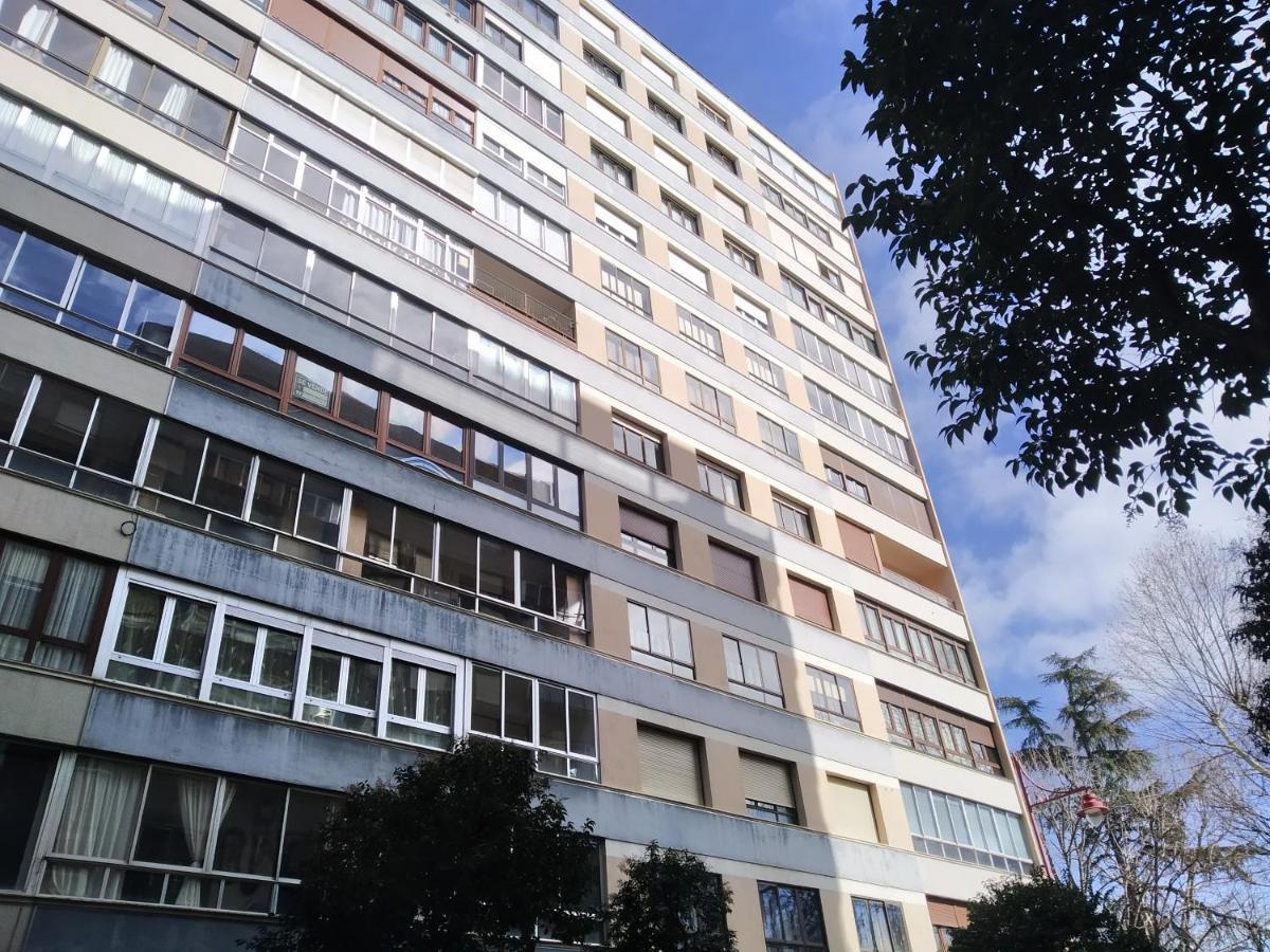 Daire Gran Piso Alto Luzdiseno Centrico Con Garaje